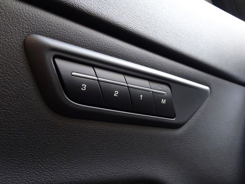 New 2024 Jaguar E-PACE R-Dynamic SE image 28