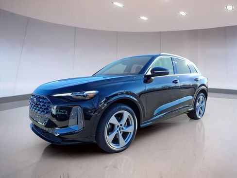 New 2025 Audi Q5 Prestige image 4