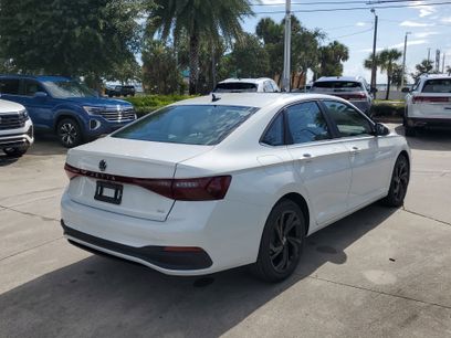 New 2025 Volkswagen Jetta SE