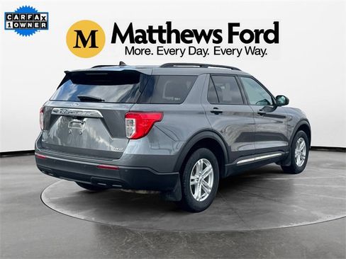 Used 2023 Ford Explorer XLT image 5