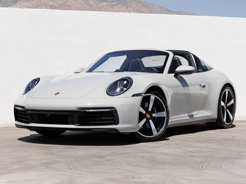 Certified 2022 Porsche 911 Targa 4S w/ Premium Package AWD/4WD image 1