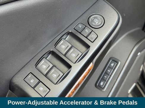 Used 2018 Chevrolet Tahoe Premier w/ RST 6.2L Performance Edition image 18