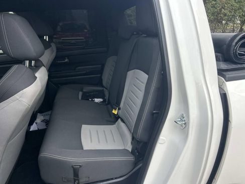 Used 2024 Toyota Tacoma TRD Sport image 18