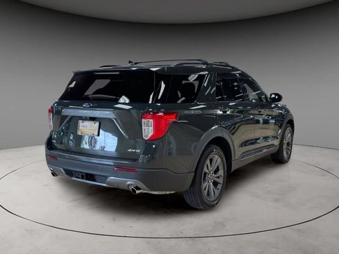 Certified 2023 Ford Explorer XLT w/ Equipment Group 202A AWD/4WD image 5