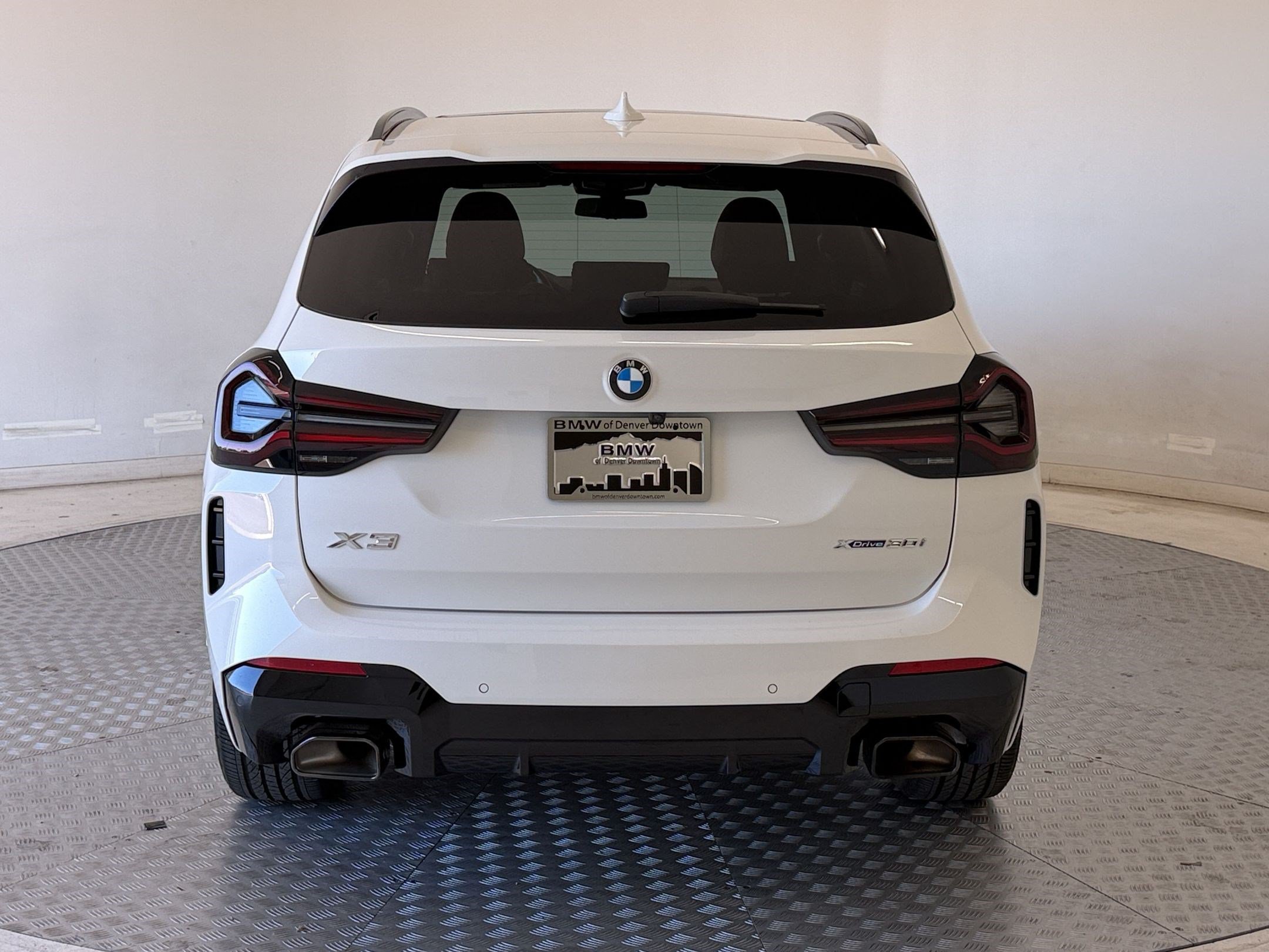 Used 2024 BMW X3 xDrive30i w/ M Sport Package AWD/4WD image 10