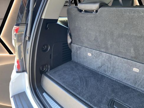 Used 2019 GMC Yukon Denali AWD/4WD image 35
