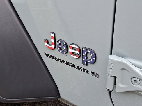 Certified 2024 Jeep Wrangler Sport S image 29