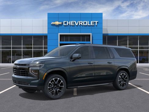 New 2026 Chevrolet Suburban RST image 2