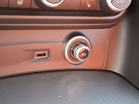 New 2025 Alfa Romeo Stelvio Sprint w/ Veloce Package image 15