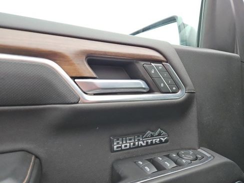 Certified 2023 Chevrolet Silverado 1500 High Country w/ High Country Premium Package image 28