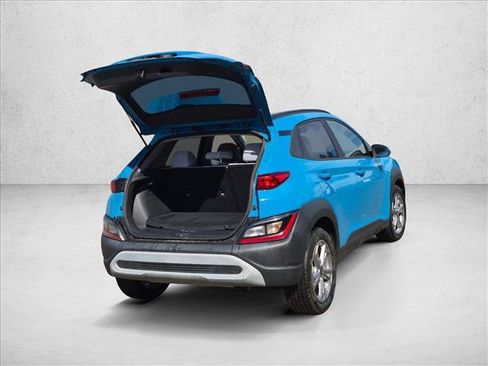 Used 2023 Hyundai Kona SEL AWD/4WD image 6