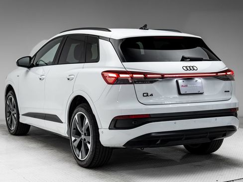 Used 2023 Audi Q4 e-tron Prestige w/ Black Optic Package AWD/4WD image 3