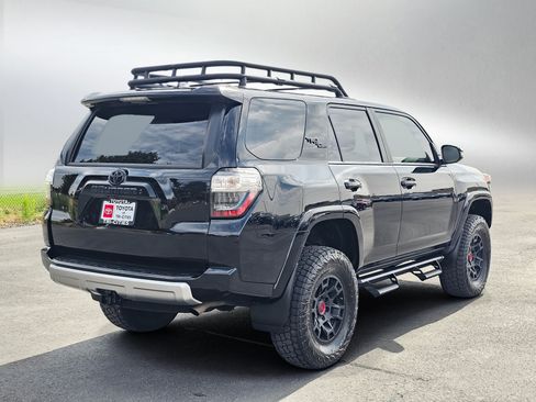 Used 2024 Toyota 4Runner TRD Off-Road Premium w/ TRD Black Wheel Package (TMS) AWD/4WD image 5