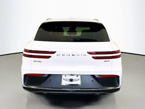New 2026 Genesis GV70 2.5T Advanced AWD/4WD image 6