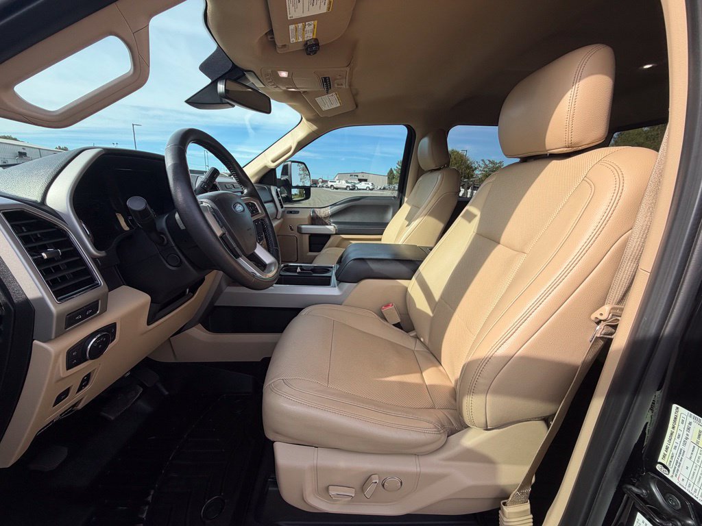 Used 2018 Ford F350 Lariat w/ Lariat Ultimate Package AWD/4WD image 2