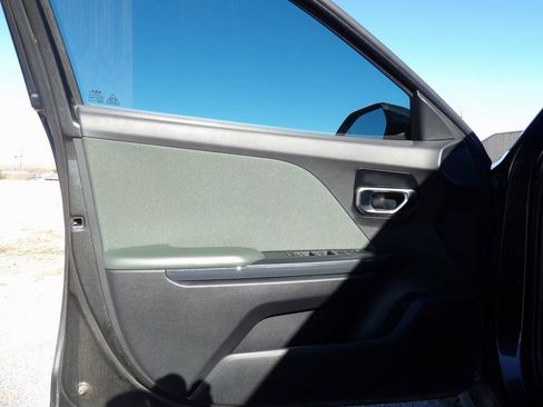 Used 2025 Kia K4 EX image 10