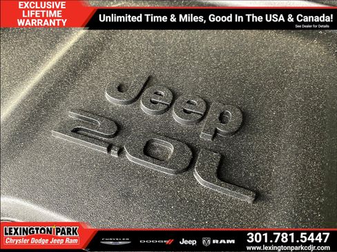 Used 2025 Jeep Wrangler Unlimited Sport AWD/4WD image 30