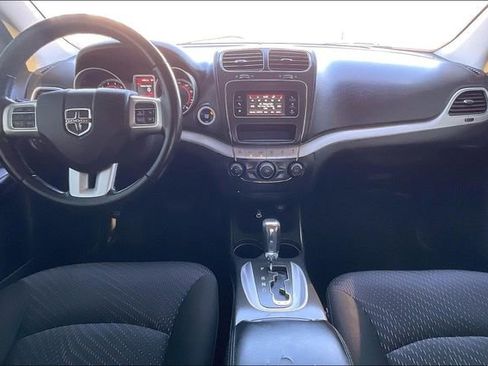 Used 2019 Dodge Journey SE w/ Connectivity Group image 15