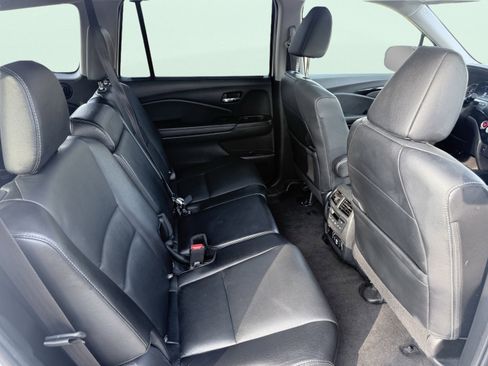 Used 2022 Honda Pilot Touring image 49