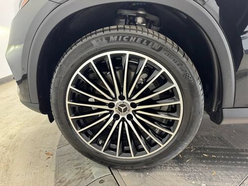 Certified 2026 Mercedes-Benz GLC 300 image 11