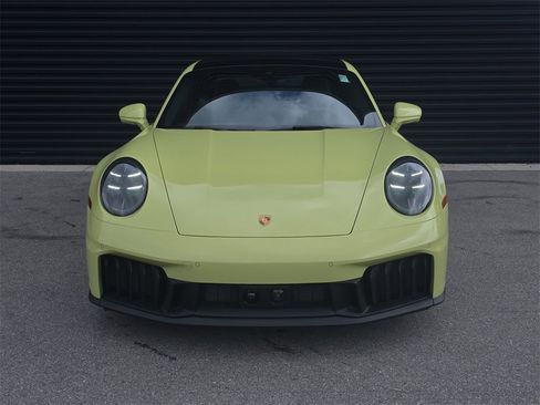 Used 2025 Porsche 911 Carrera GTS image 10