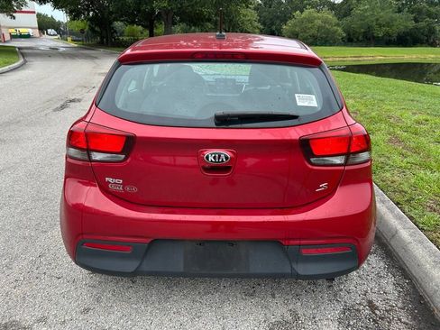 Used 2021 Kia Rio S w/ Option Group 015 FWD image 5