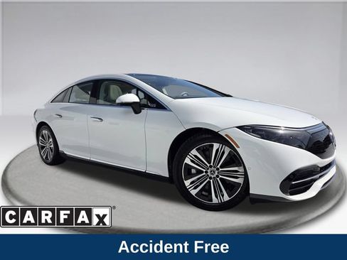 Used 2022 Mercedes-Benz EQS 450+ Sedan image 2