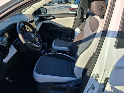 New 2026 Volkswagen Taos S image 7