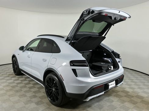 New 2025 Porsche Macan Turbo Electric AWD/4WD image 35