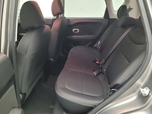 Used 2018 Kia Soul image 18