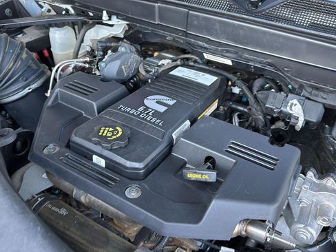Used 2022 RAM 2500 Big Horn image 27