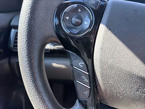 Used 2016 Honda Accord LX image 17