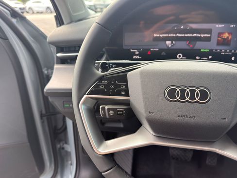 New 2026 Audi Q3 quattro 2.0T AWD/4WD image 17