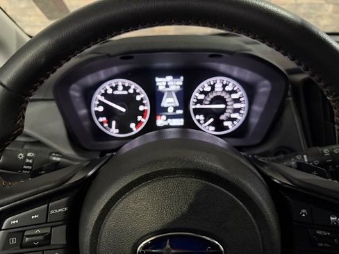Used 2024 Subaru Crosstrek 2.5i Limited w/ Crosstrek Mirror Package image 17