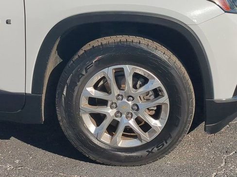 Used 2019 Chevrolet Traverse LT image 10
