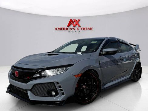 Used 2019 Honda Civic Type R image 2