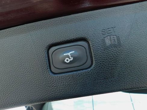 Used 2022 Ford Edge SEL w/ Convenience Package image 25