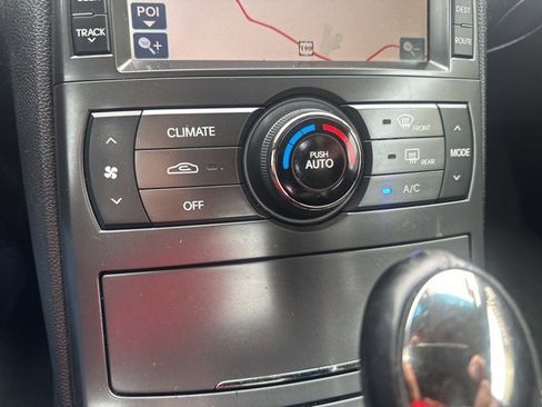 Used 2011 Hyundai Genesis 2.0T image 26