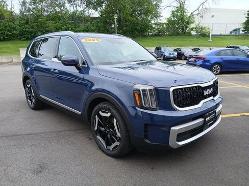 Certified 2023 Kia Telluride EX FWD image 1