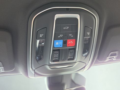 New 2026 Jeep Grand Cherokee L 4WD image 84
