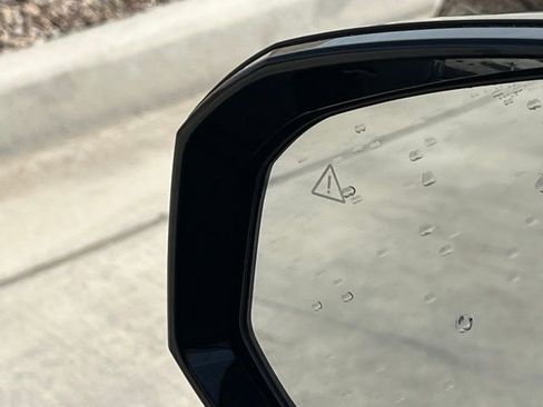 Used 2025 Hyundai Santa Fe Calligraphy AWD/4WD image 11