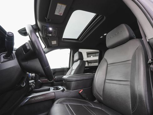 Used 2022 GMC Sierra 3500 Denali image 32