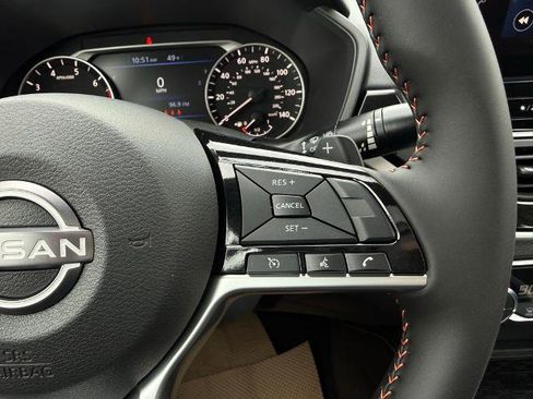 New 2025 Nissan Altima 2.5 SR w/ SR Premium Package image 24