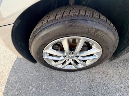 Used 2007 INFINITI G35 x Sedan w/ Premium Pkg AWD/4WD image 9
