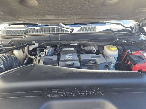 Used 2022 RAM 3500 Laramie AWD/4WD image 5