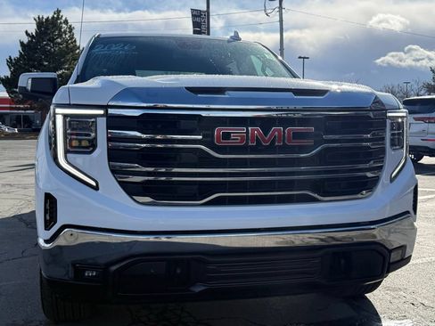 Used 2026 GMC Sierra 1500 SLT AWD/4WD image 30