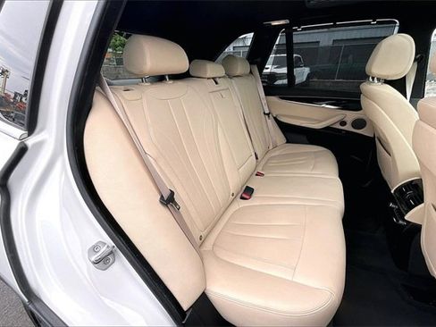 Used 2018 BMW X5 xDrive35i w/ Driving Assistance Package image 29