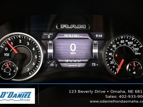 Used 2022 RAM 1500 Laramie AWD/4WD image 28