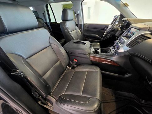 Used 2018 GMC Yukon SLT w/ Premium Edition AWD/4WD image 63