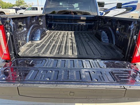 Used 2025 Ford F350 Lariat w/ FX4 Off-Road Package AWD/4WD image 14